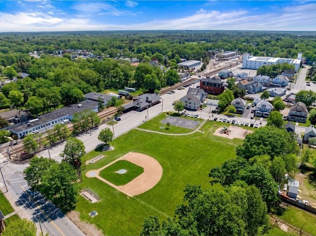 100 Railroad St 100, Abington, MA 02351