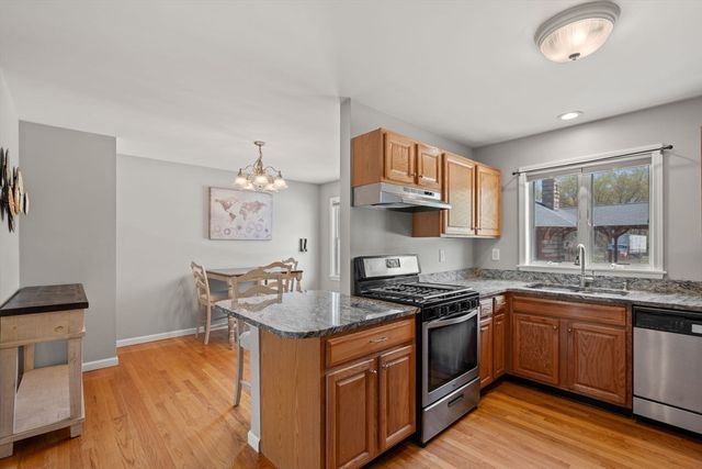 100 Railroad St 100, Abington, MA 02351