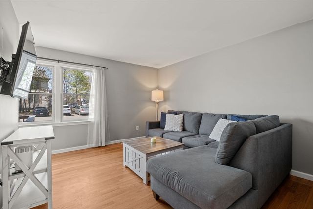 100 Railroad St 100, Abington, MA 02351