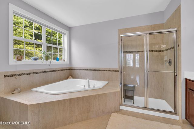 114 Bloomsbury Drive 114, Morganville, NJ 07751