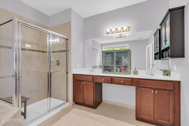 114 Bloomsbury Drive 114, Morganville, NJ 07751