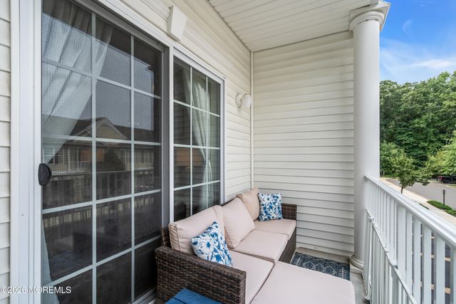 114 Bloomsbury Drive 114, Morganville, NJ 07751
