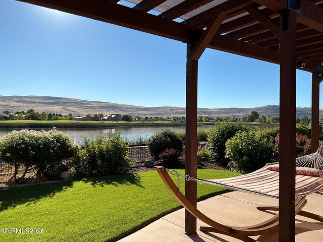 7290 Island Queen Drive, Sparks, NV 89436