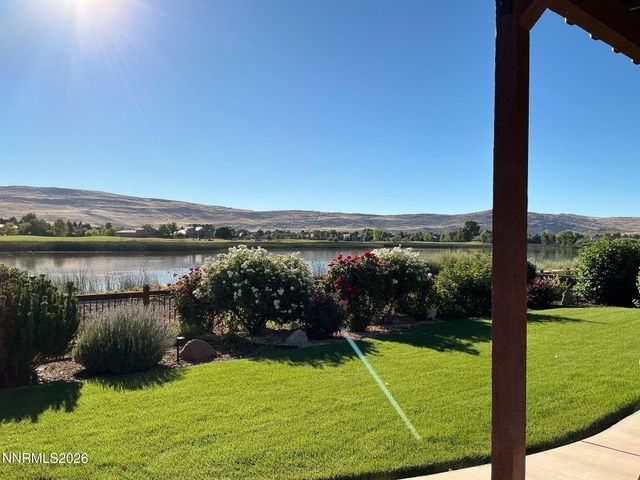 7290 Island Queen Drive, Sparks, NV 89436