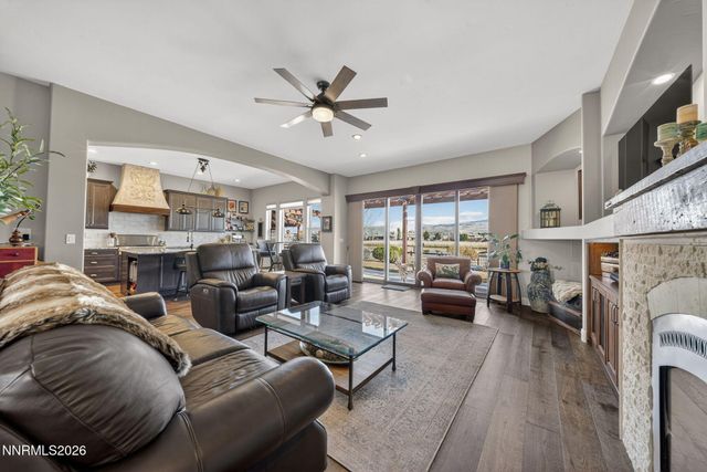 7290 Island Queen Drive, Sparks, NV 89436