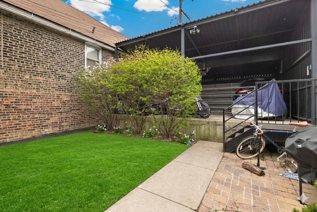 2437 W Cortez Street 2, Chicago, IL 60622