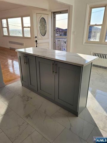 224 11th Street, Palisades Park, NJ 07650