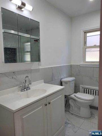 224 11th Street, Palisades Park, NJ 07650