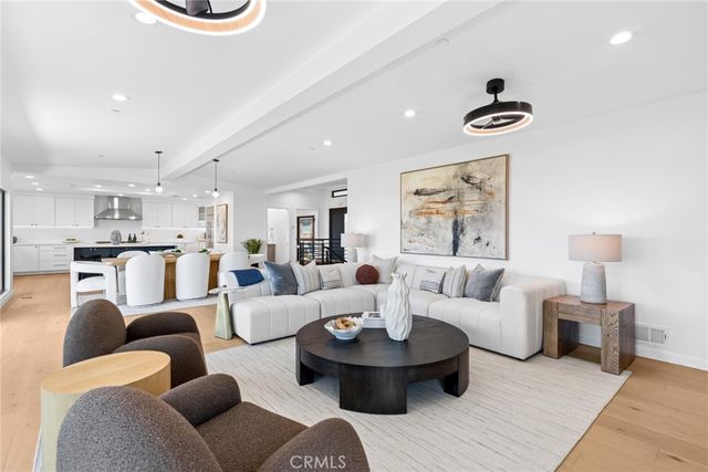 699 Wendt Terrace, Laguna Beach, CA 92651