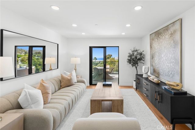 699 Wendt Terrace, Laguna Beach, CA 92651