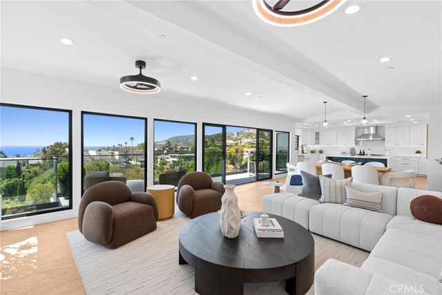 699 Wendt Terrace, Laguna Beach, CA 92651