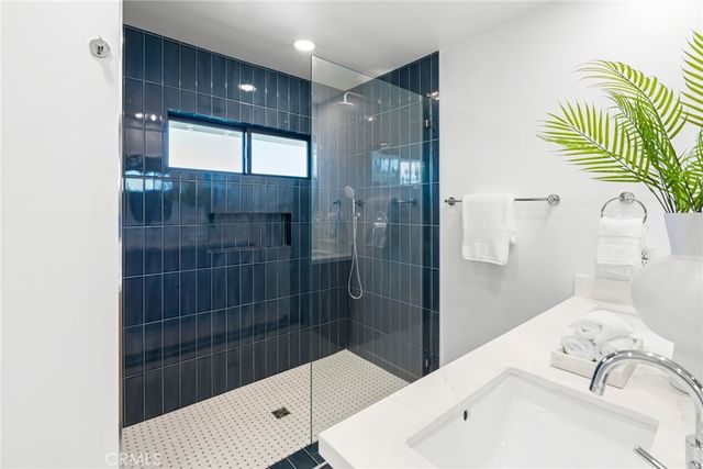 699 Wendt Terrace, Laguna Beach, CA 92651