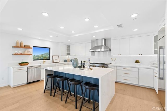 699 Wendt Terrace, Laguna Beach, CA 92651