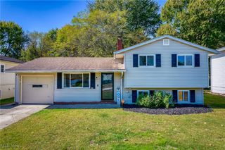6604 Basswood Drive, Bedford Heights, OH 44146