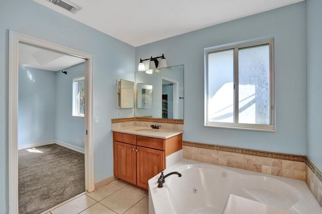 21403 NW 13th Court 303, Miami Gardens, FL 33169