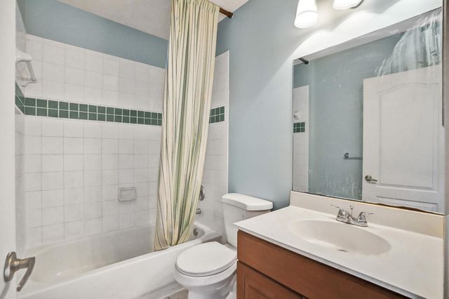 21403 NW 13th Court 303, Miami Gardens, FL 33169