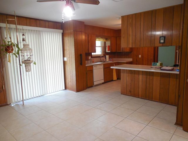 604 NE Powell Drive, Fort Walton Beach, FL 32547