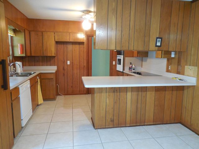 604 NE Powell Drive, Fort Walton Beach, FL 32547