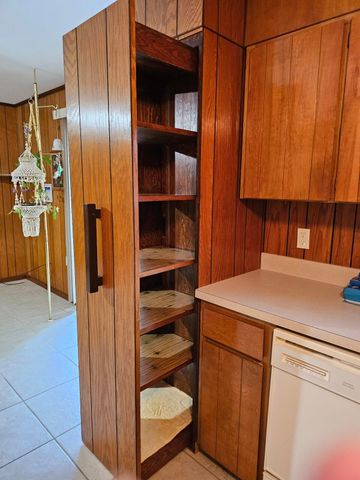 604 NE Powell Drive, Fort Walton Beach, FL 32547