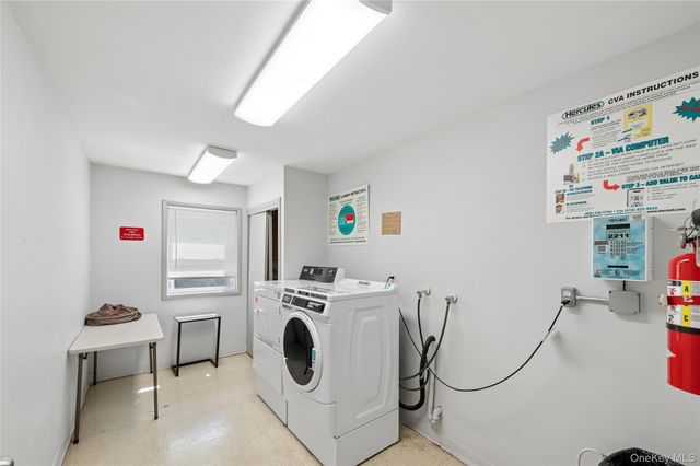 260 Waverly Avenue 49, Patchogue, NY 11772