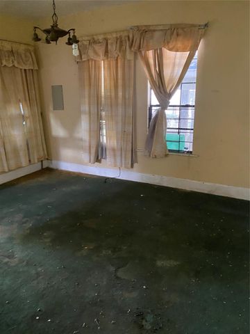 2214 Lee Street, Houston, TX 77026