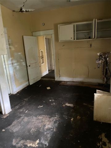 2214 Lee Street, Houston, TX 77026