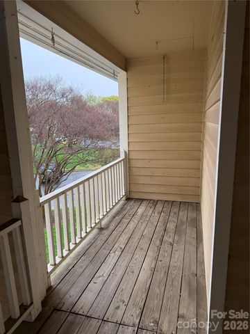 3200 Selwyn Farms Lane 6, Charlotte, NC 28209