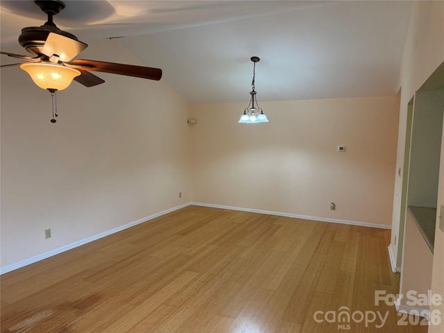 3200 Selwyn Farms Lane 6, Charlotte, NC 28209