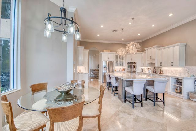8801 Wellington View Drive, West Palm Beach, FL 33411