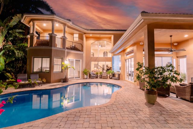 8801 Wellington View Drive, West Palm Beach, FL 33411