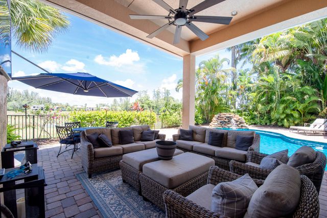 8801 Wellington View Drive, West Palm Beach, FL 33411