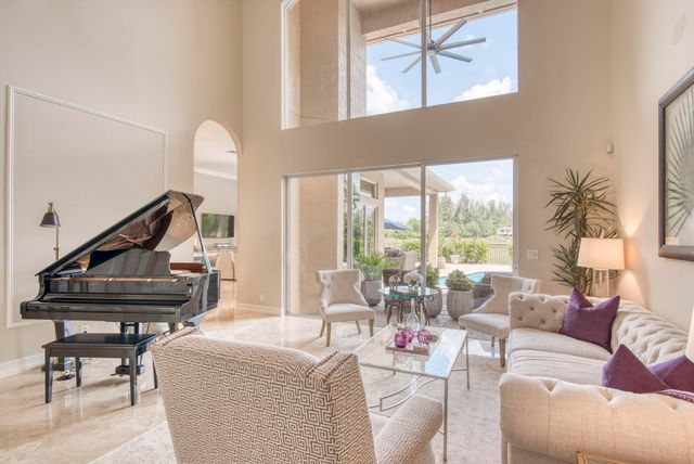 8801 Wellington View Drive, West Palm Beach, FL 33411