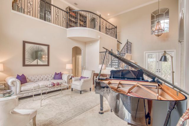 8801 Wellington View Drive, West Palm Beach, FL 33411