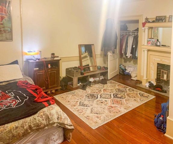 25 George Street B, Charleston, SC 29403