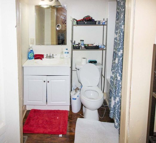 25 George Street B, Charleston, SC 29403