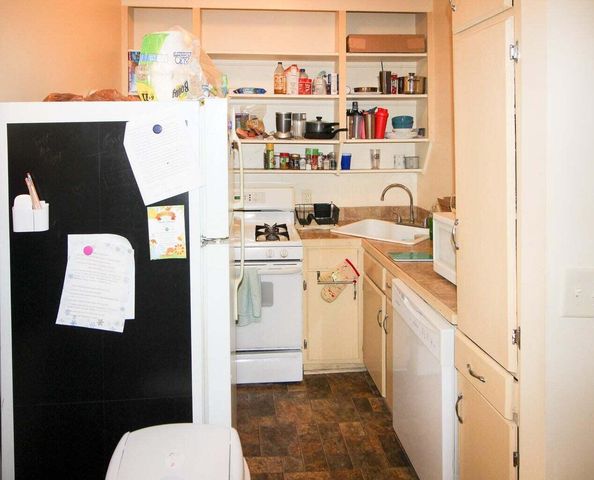 25 George Street B, Charleston, SC 29403