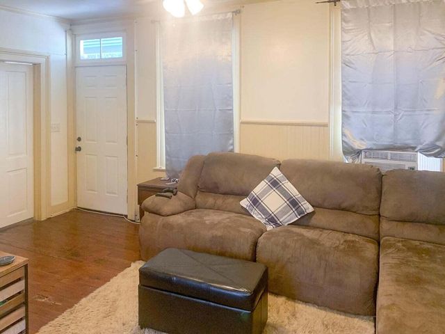 25 George Street B, Charleston, SC 29403