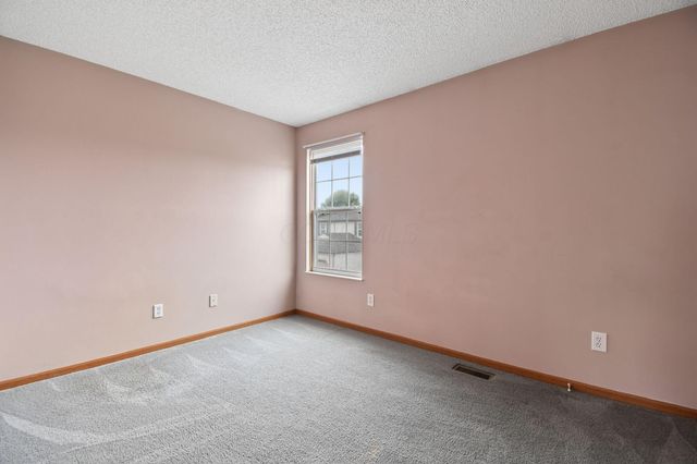 186 Macfalls Way, 17B, Blacklick, OH 43004