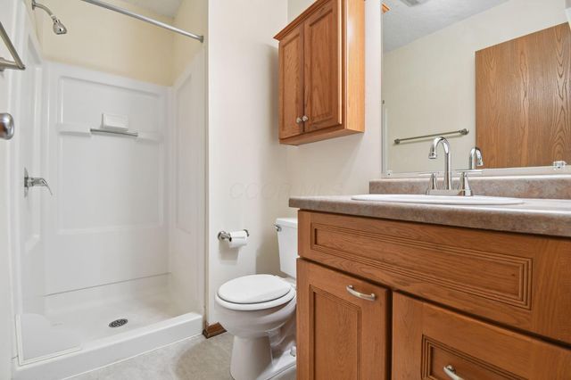 186 Macfalls Way, 17B, Blacklick, OH 43004