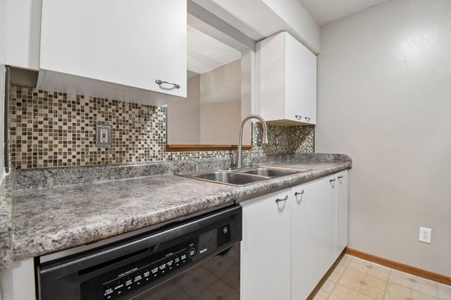 186 Macfalls Way, 17B, Blacklick, OH 43004