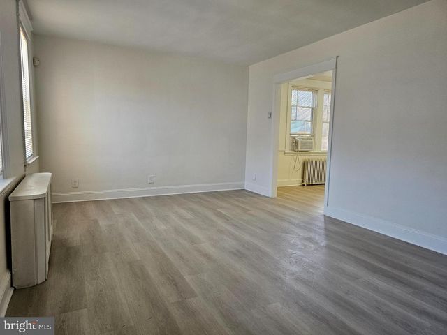 912 MCCABE AVE, Wilmington, DE 19802