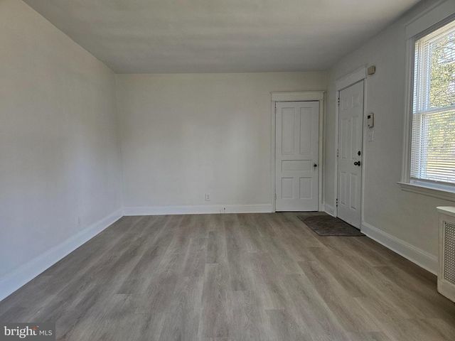912 MCCABE AVE, Wilmington, DE 19802