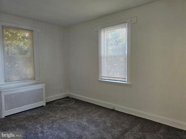 912 MCCABE AVE, Wilmington, DE 19802