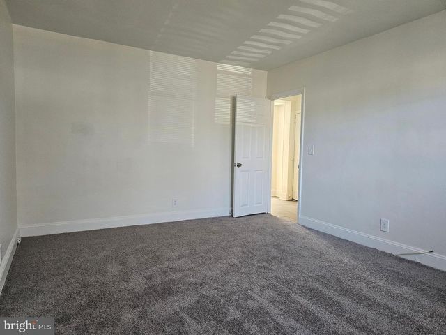 912 MCCABE AVE, Wilmington, DE 19802