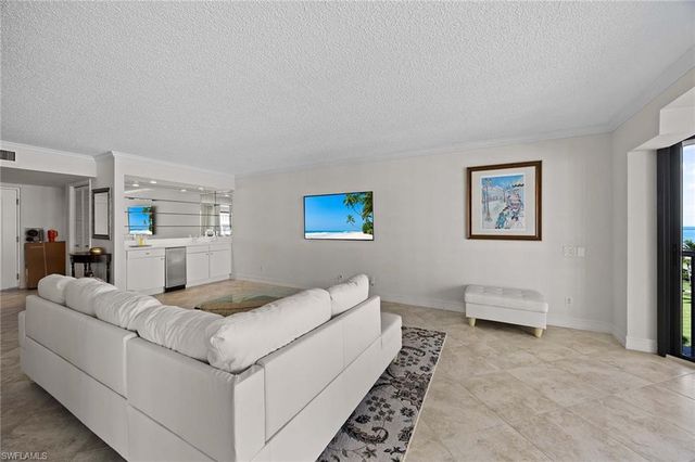 4401 Gulf Shore Blvd N Unit 804, Naples, FL 34103