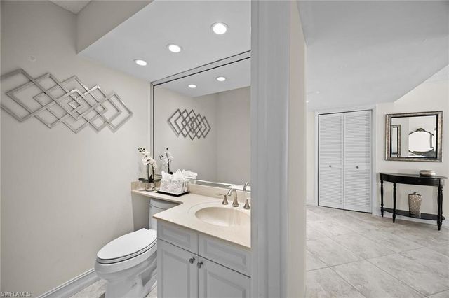 4401 Gulf Shore Blvd N Unit 804, Naples, FL 34103