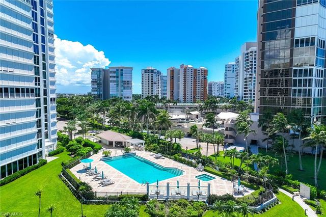 4401 Gulf Shore Blvd N Unit 804, Naples, FL 34103