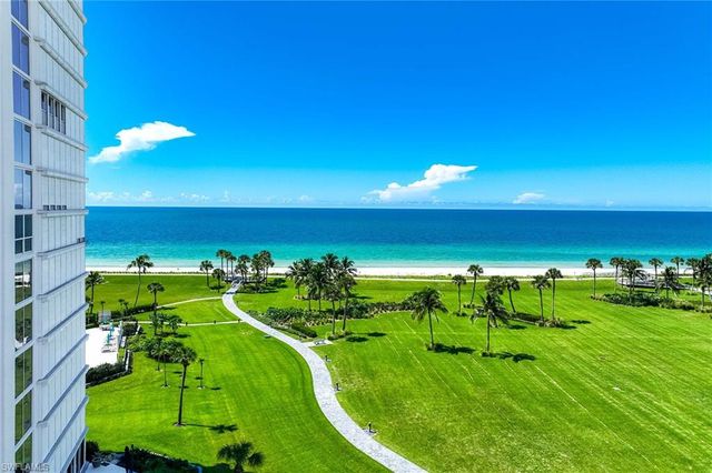 4401 Gulf Shore Blvd N Unit 804, Naples, FL 34103
