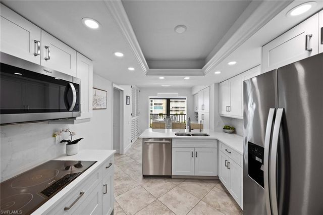 4401 Gulf Shore Blvd N Unit 804, Naples, FL 34103