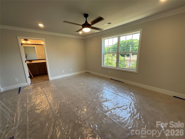 716 Pinecone Drive 22, Gastonia, NC 28056